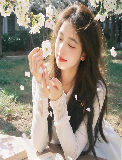 骚娘们_现在拨打的电话韩剧免费观看全集_女人我最大产品